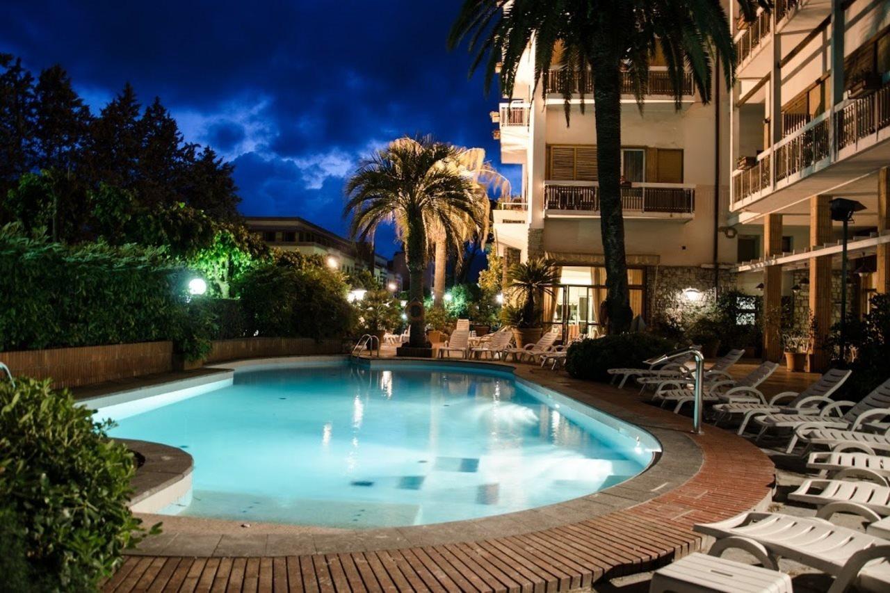 Grand Hotel Tamerici & Principe Монтекатини Терме Екстериор снимка